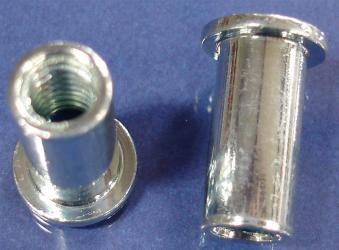 10-24 Blind Rivet Nut, Large Flange, Smooth Body