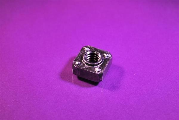 100 Pcs WS1401 8-32 Square Weld Nuts Unpiloted 4 Projections 